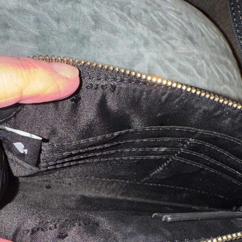 Kate Spade ♠️ Black Wristlet - Picture 6 of 7